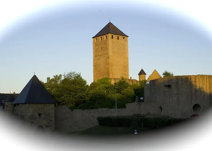 - Reweschnier 3* Kusel